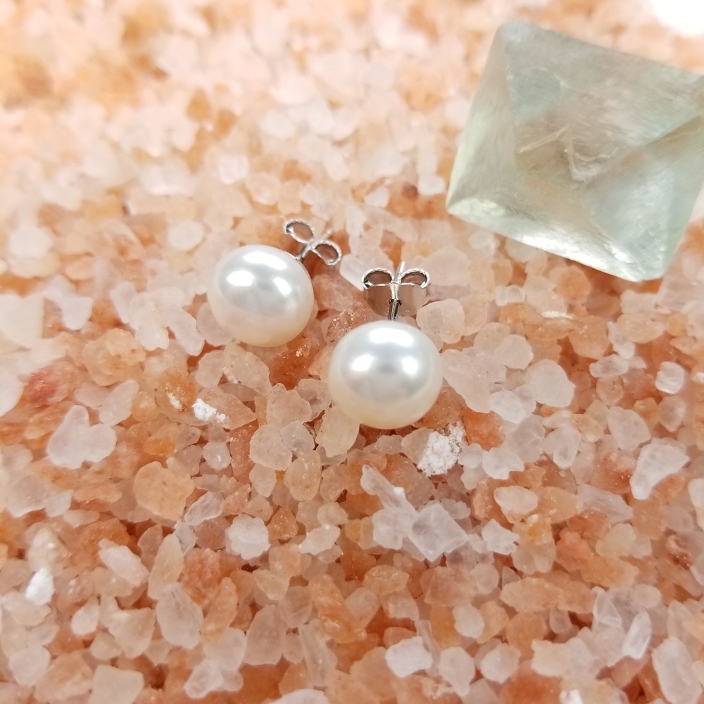 {The Perfect Pair of Pearls} Sterling Earrings 925